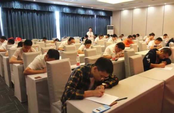 河北單招七類可報哪些學校？河北單招七類公辦學校分數(shù)線